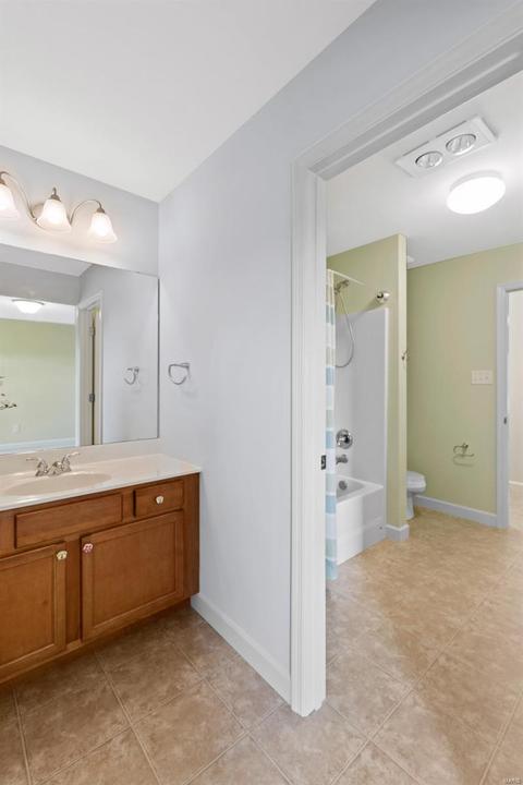 65 Towerbridge Pl, Saint Charles, MO 63303 photo 34