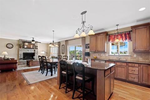 65 Towerbridge Pl, Saint Charles, MO 63303 photo 5
