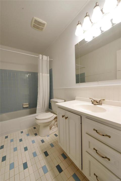 210 Bitterwood, Ballwin, MO 63021 photo 23