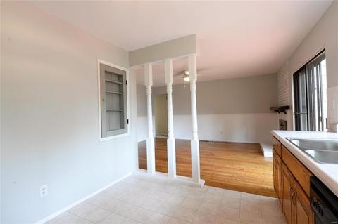 210 Bitterwood, Ballwin, MO 63021 photo 4