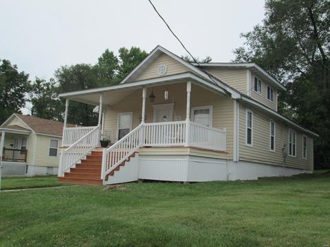 725 S Main, Saint Clair, MO 63077 photo 1
