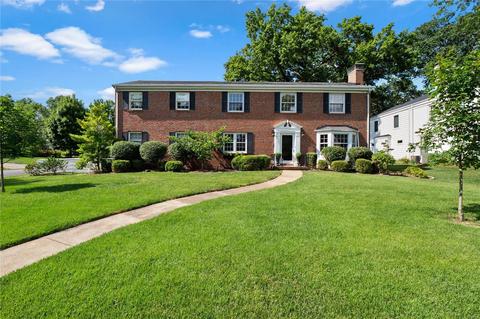 711 Hawbrook Rd, Glendale, MO 63122 photo 1