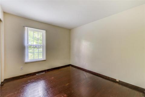 4045 Jane Ave, Saint Ann, MO 63074 photo 12