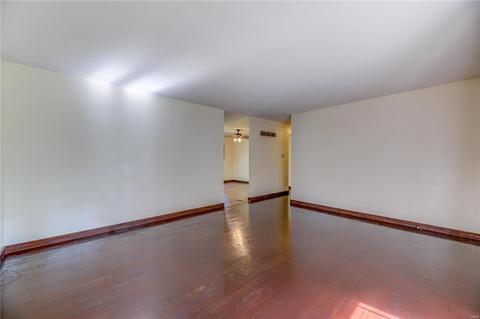 4045 Jane Ave, Saint Ann, MO 63074 photo 3