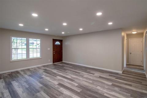 160 Corral Trl, Ellisville, MO 63011 photo 8