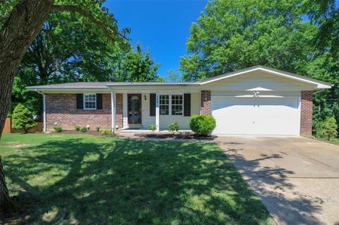 160 Corral Trl, Ellisville, MO 63011 photo 1