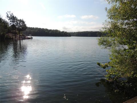 2446 Alpine Meadows Dr, Innsbrook, MO 63390 photo 1