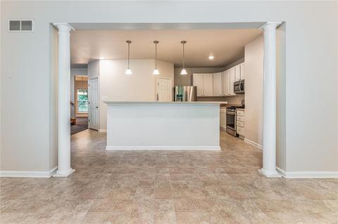 1328 Kiefer Bluffs Dr, Ballwin, MO 63021 photo 12