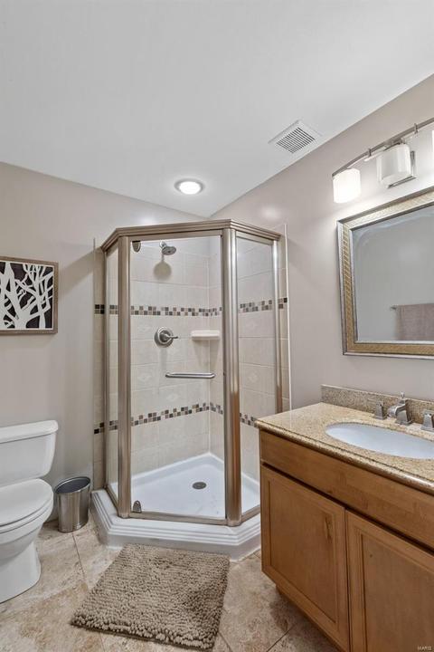14728 Timberbluff Dr, Chesterfield, MO 63017 photo 47