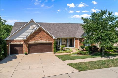 1531 Dietrich Glen Dr, Ballwin, MO 63021 photo 2