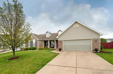 4 Chambers Ct, O'fallon, MO 63366 photo 2