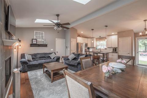 601 Big Timber Ln, O'fallon, MO 63368 photo 4