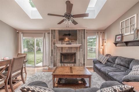 601 Big Timber Ln, O'fallon, MO 63368 photo 2