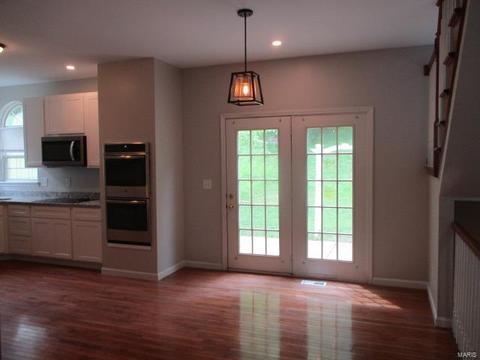 720 Vista Glen Ct, Eureka, MO 63025 photo 11