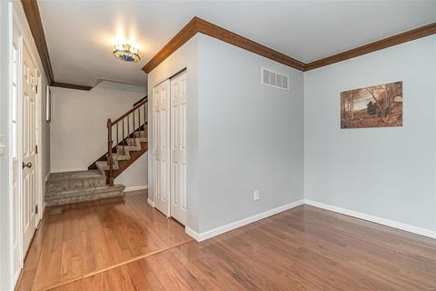 527 Lering Ct, Ballwin, MO 63011 photo 3