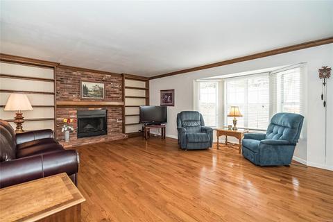 527 Lering Ct, Ballwin, MO 63011 photo 12