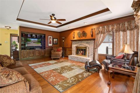 302 Berry Bush Ct, Wildwood, MO 63011 photo 11