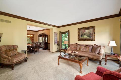 302 Berry Bush Ct, Wildwood, MO 63011 photo 5