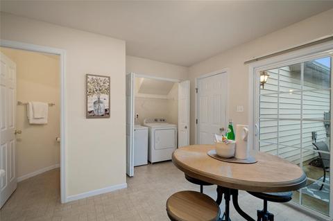 386 Montclair Tower Dr, Saint Charles, MO 63303 photo 12