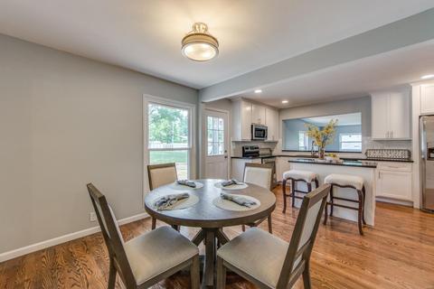 420 Claymont Dr, Ballwin, MO 63011 photo 9