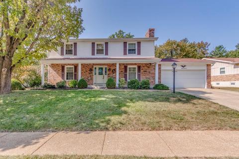 817 Windmill Dr, Ballwin, MO 63011 photo 1