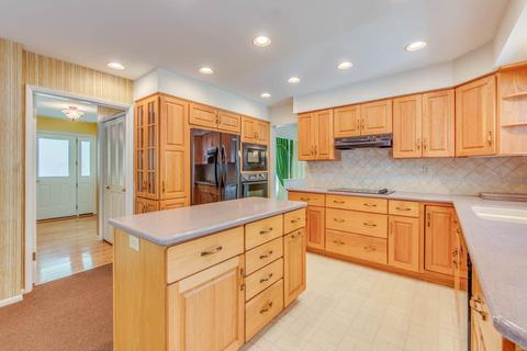 817 Windmill Dr, Ballwin, MO 63011 photo 10