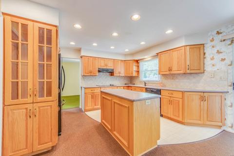 817 Windmill Dr, Ballwin, MO 63011 photo 9
