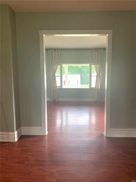 9044 North Ave, Saint Louis, MO 63114 photo 11