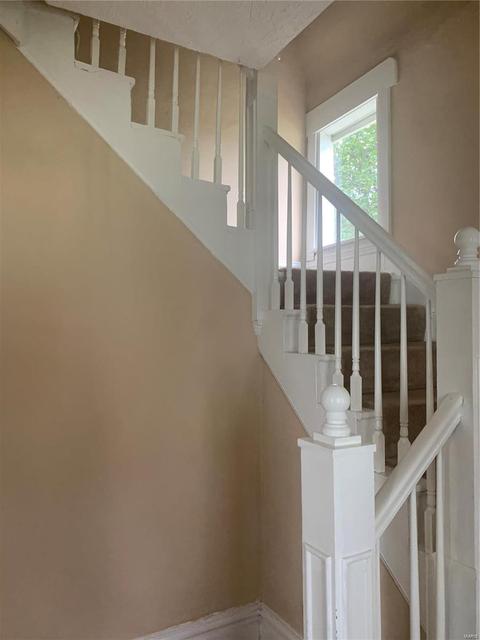 9044 North Ave, Saint Louis, MO 63114 photo 9