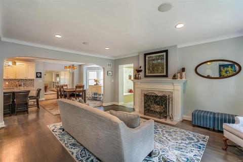 1631 Jonquil, Saint Louis, MO 63119 photo 3