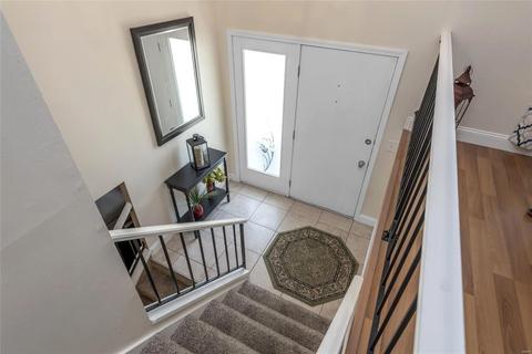 516 Chapparal Dr, O'fallon, MO 63368 photo 4