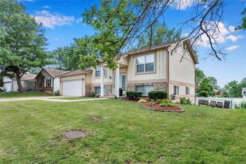 516 Chapparal Dr, O'fallon, MO 63368 photo 3