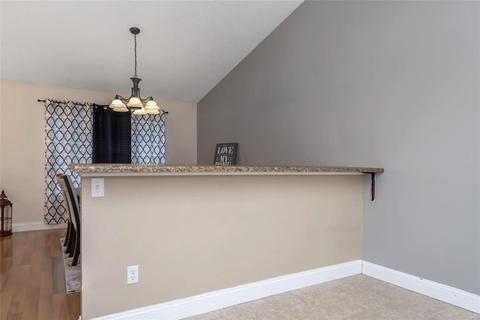 516 Chapparal Dr, O'fallon, MO 63368 photo 8