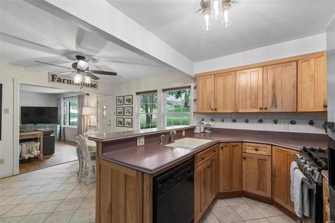 118 Lock Dr, Ballwin, MO 63011 photo 8