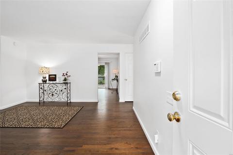 504 Marie Ln, Manchester, MO 63011 photo 8