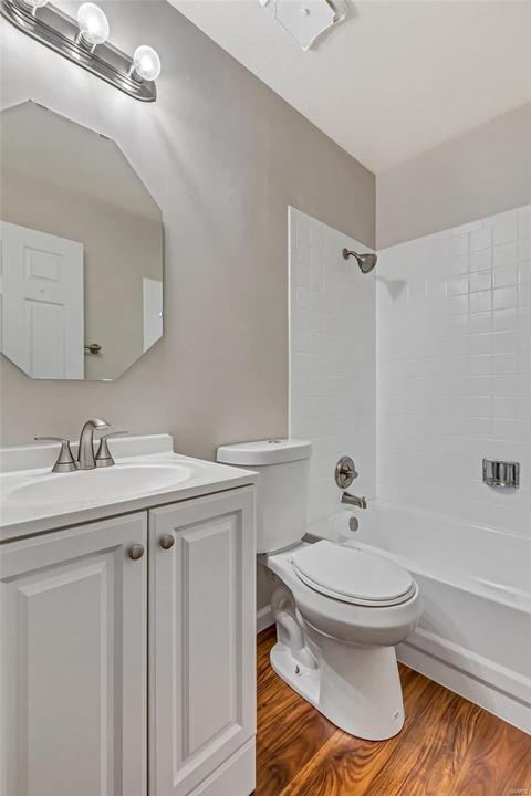6433 Long Timber Dr, O'fallon, MO 63368 photo 13