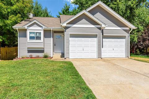 6433 Long Timber Dr, O'fallon, MO 63368 photo 1