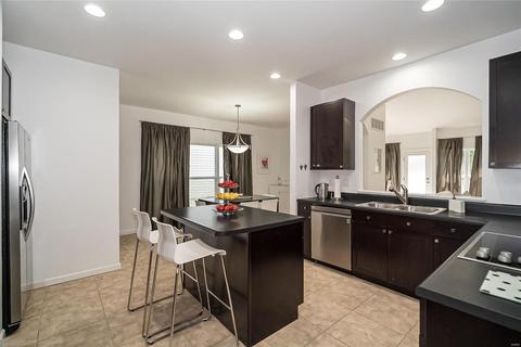 613 Stonebrook Ct, Chesterfield, MO 63005 photo 9