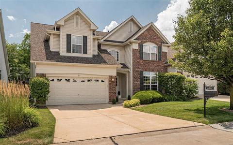 613 Stonebrook Ct, Chesterfield, MO 63005 photo 1