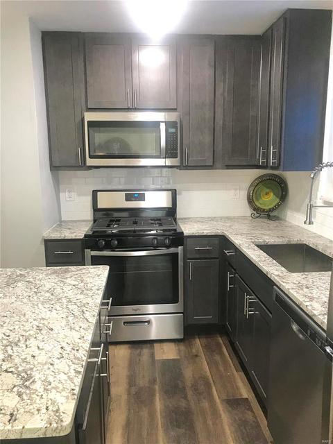 929 Mallory, Saint Charles, MO 63303 photo 9