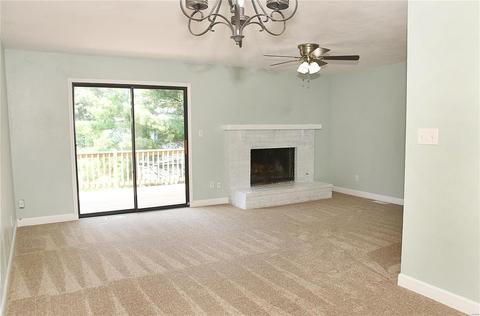 617 Painted Vista Dr, Ballwin, MO 63021 photo 4