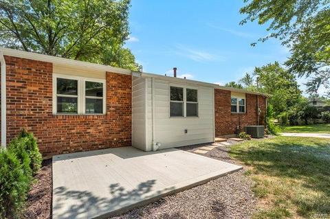 899 Oklahoma Ave, Ballwin, MO 63021 photo 32