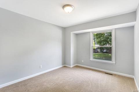 899 Oklahoma Ave, Ballwin, MO 63021 photo 21