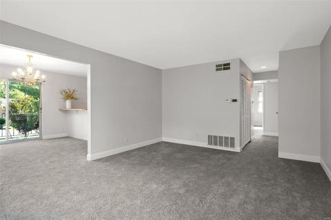 440 N Sappington Rd #D, Glendale, MO 63122 photo 7