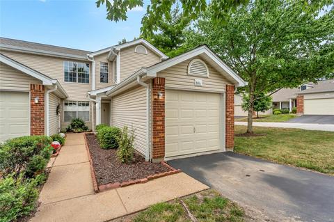 601 Pine Ridge Trails Ct #B, Ballwin, MO 63021 photo 1