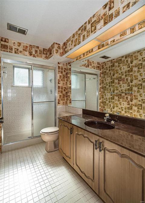 210 Monroe Mill Dr, Ballwin, MO 63011 photo 39