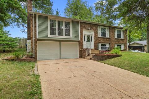 766 La Feil, Manchester, MO 63021 photo 3