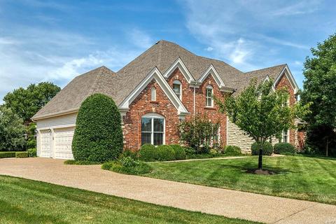 661 Grey Oaks Dr, Weldon Spring, MO 63304 photo 4