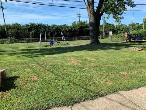 304 Eggering, O'fallon, MO 63366 photo 2