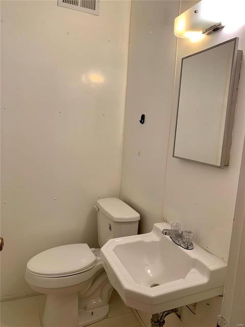 304 Eggering, O'fallon, MO 63366 photo 11